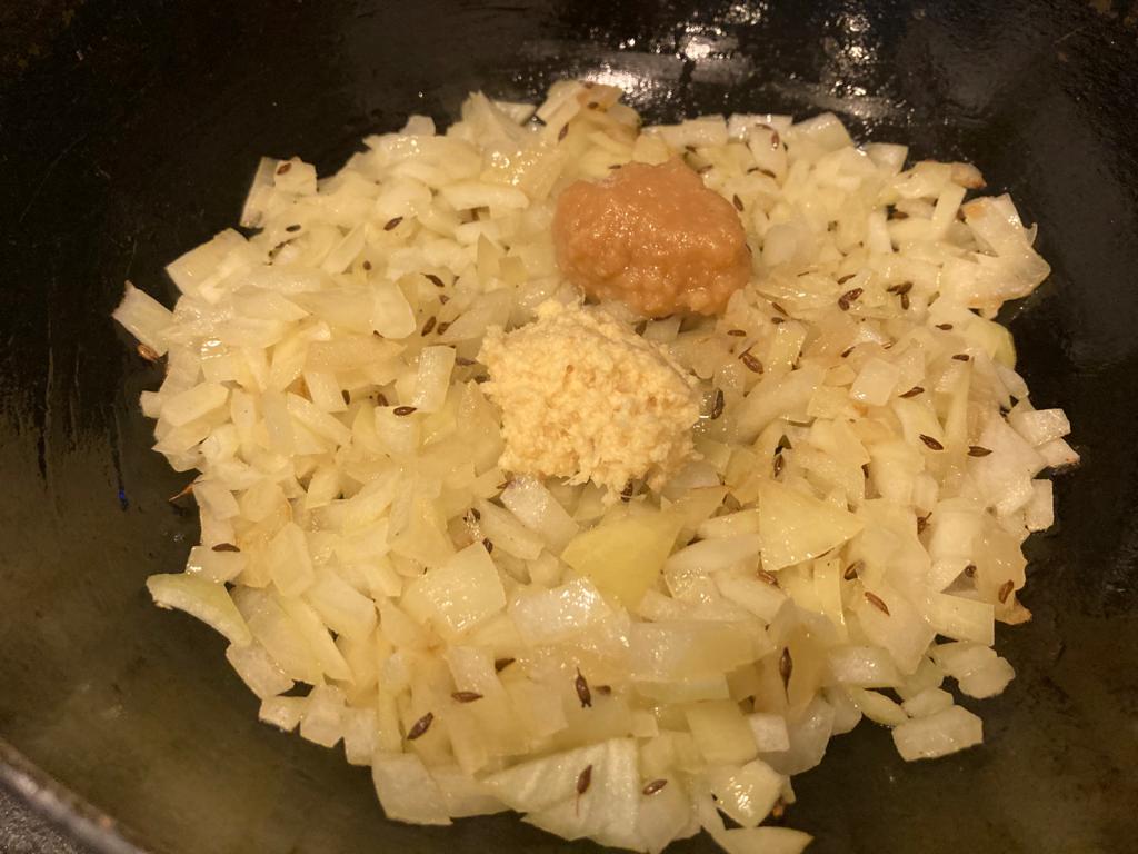 Ginger and garlic into the pan